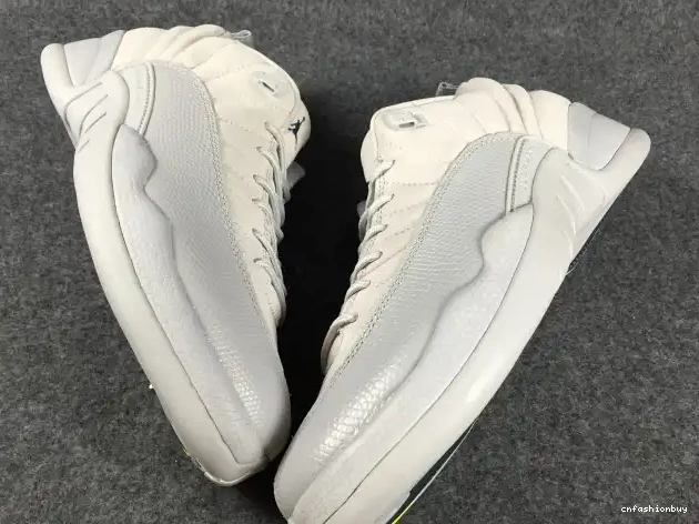 12 Air Suede Jordan Grey Low 308317-002 0612